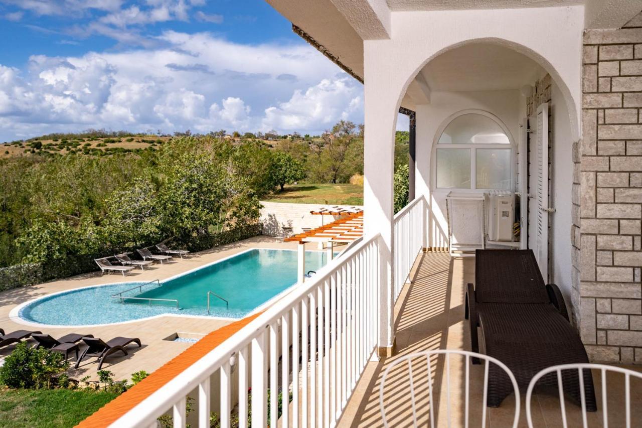 Apartments Stare Brajde Lopar Εξωτερικό φωτογραφία