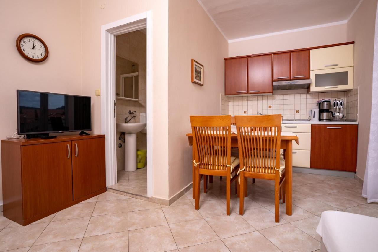 Apartments Stare Brajde Lopar Εξωτερικό φωτογραφία