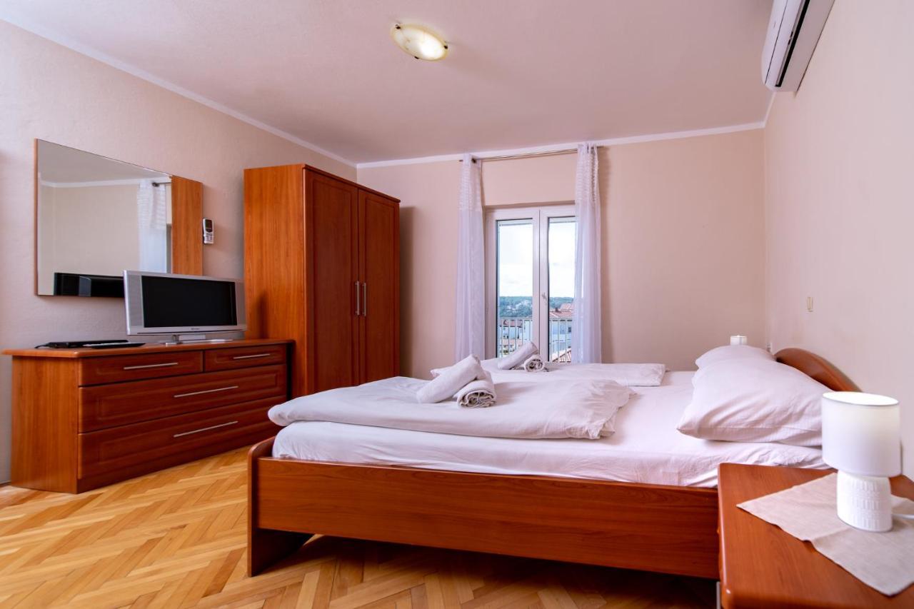 Apartments Stare Brajde Lopar Εξωτερικό φωτογραφία